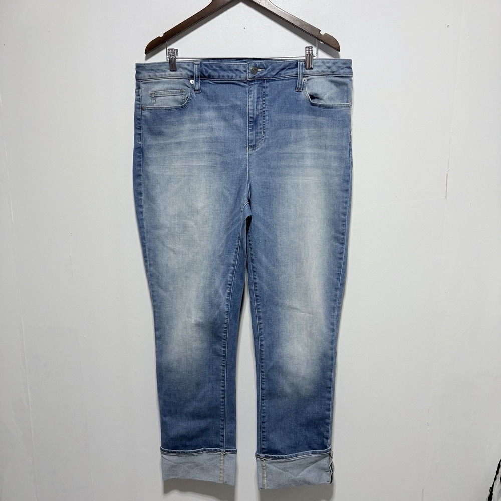 Lands End Jeans 18 Tall Light Wash Cropped Mid Rise Straight Stretch Denim